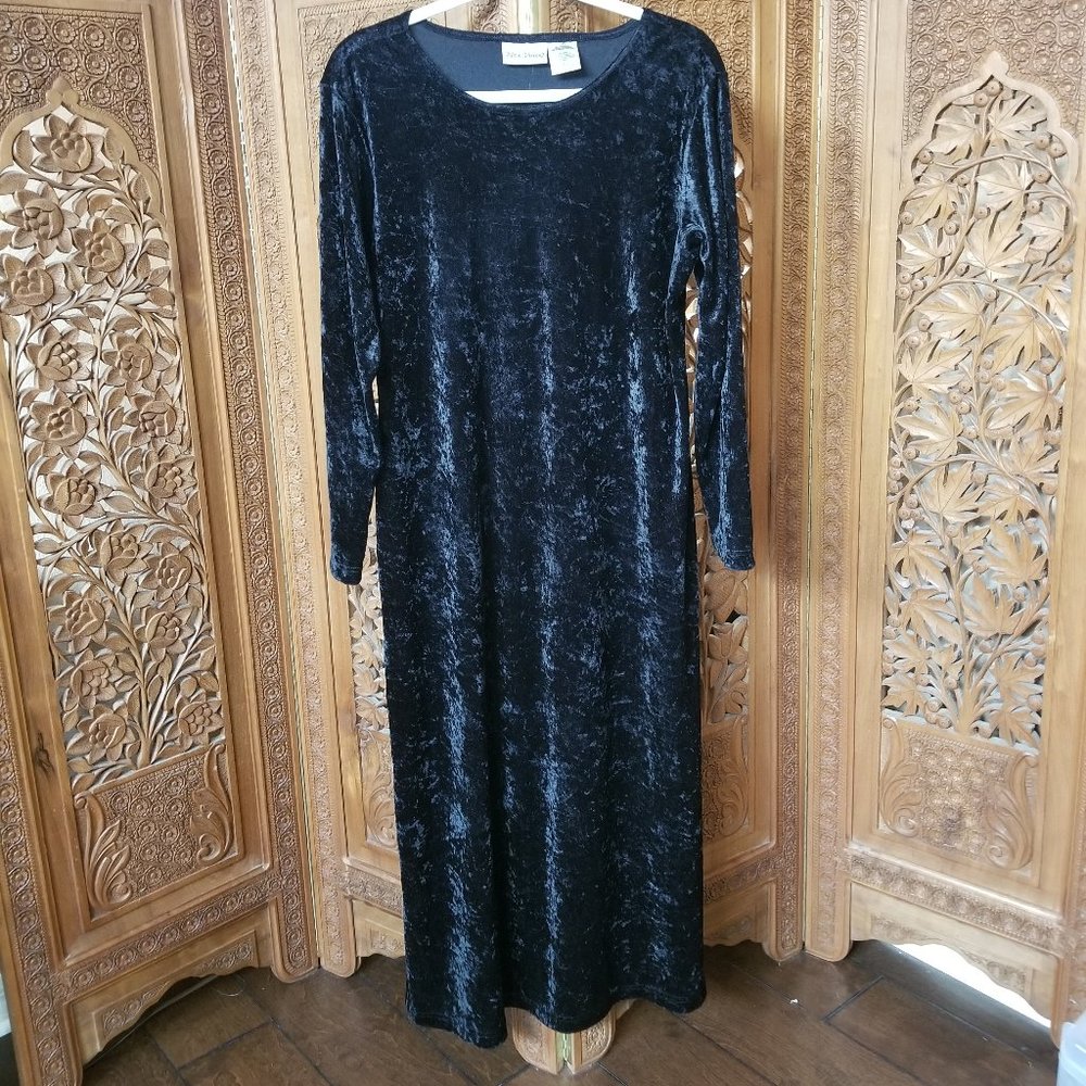New Visions black velour dress Size L 12/14